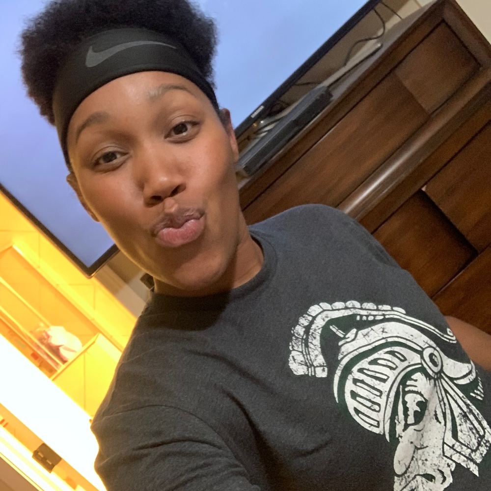 Meet your Posher, Symone